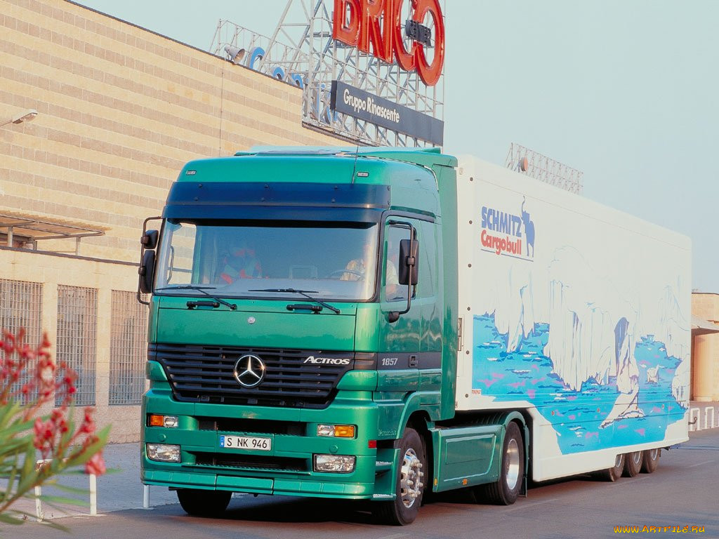 , mercedes, trucks